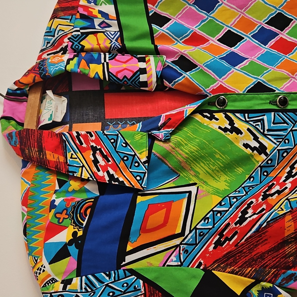 Colorful Geometric Shirt - Picture 2 of 8
